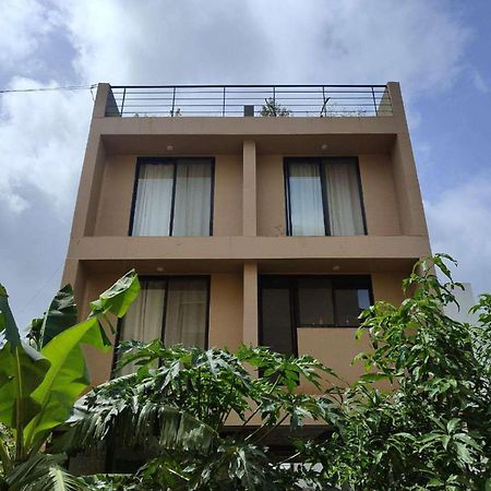 Rising Dust Villa Lonavala Exteriér fotografie